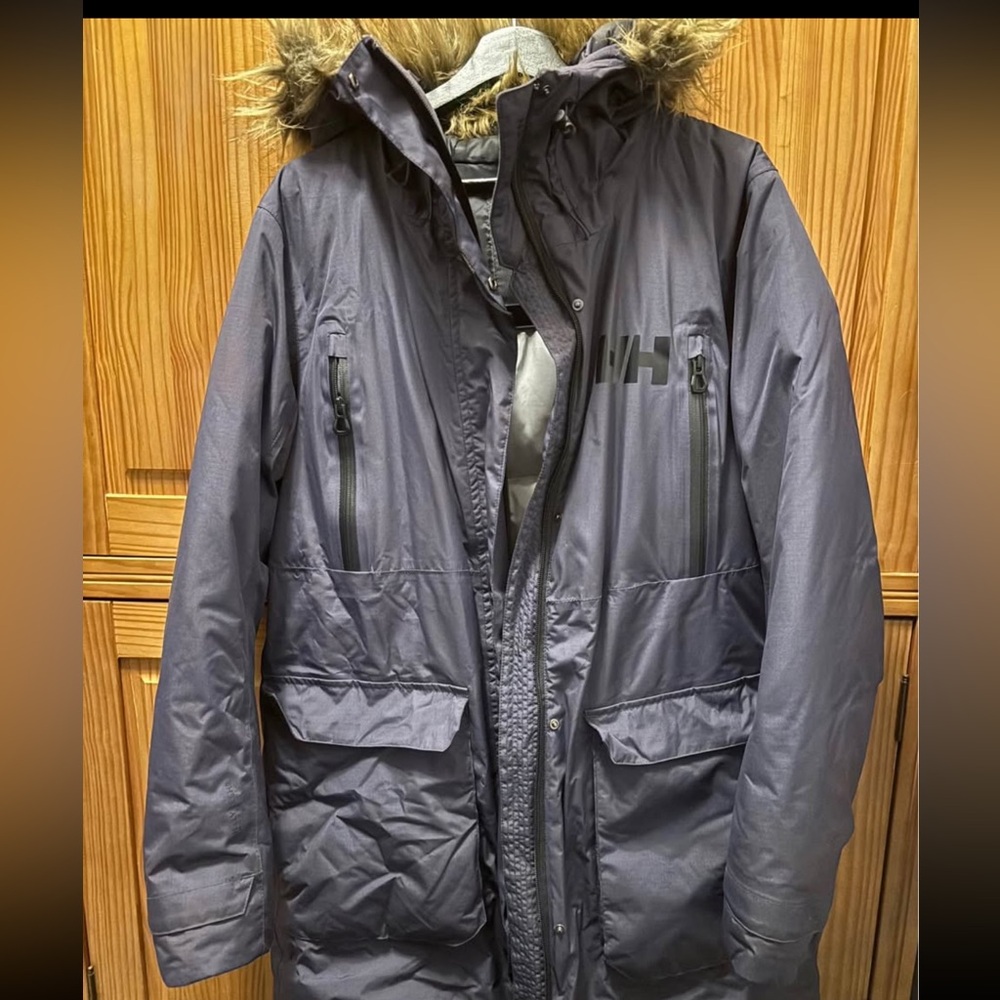 Helly Hansen Women’s Dark Gray Puffer Coat